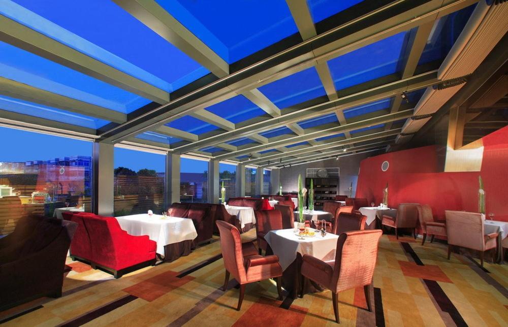 Logosun Hotel Vuhan Dış mekan fotoğraf