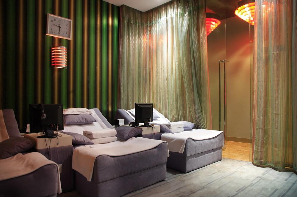 Logosun Hotel Vuhan Dış mekan fotoğraf