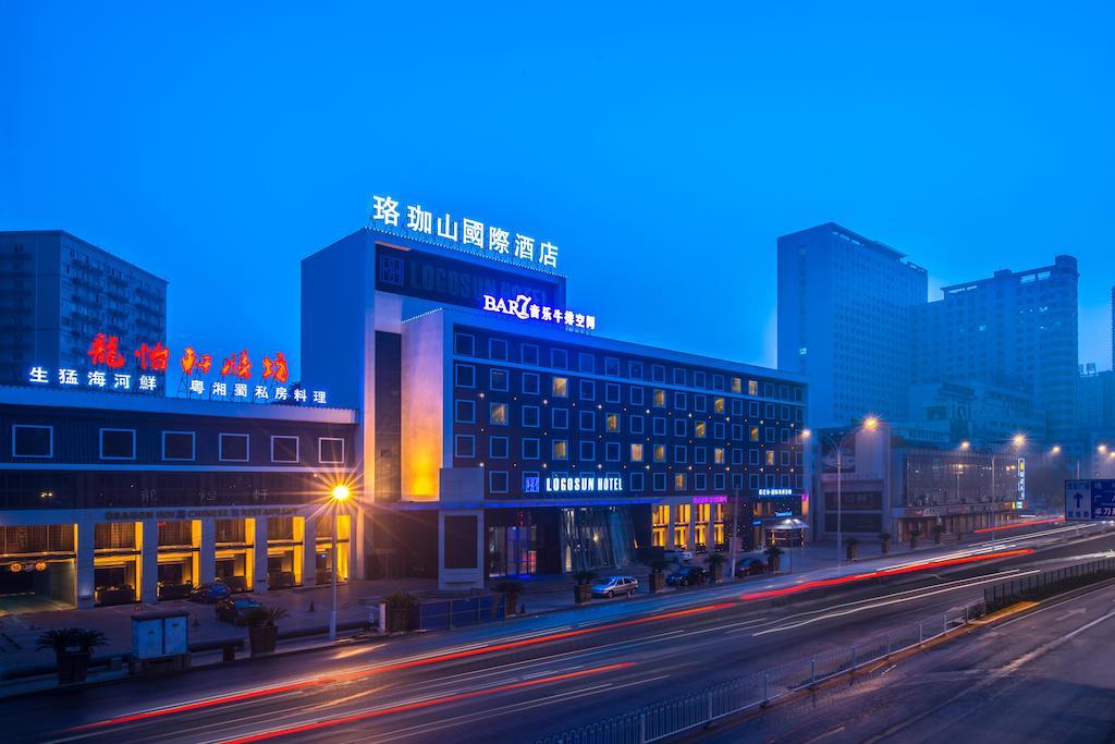Logosun Hotel Vuhan Dış mekan fotoğraf