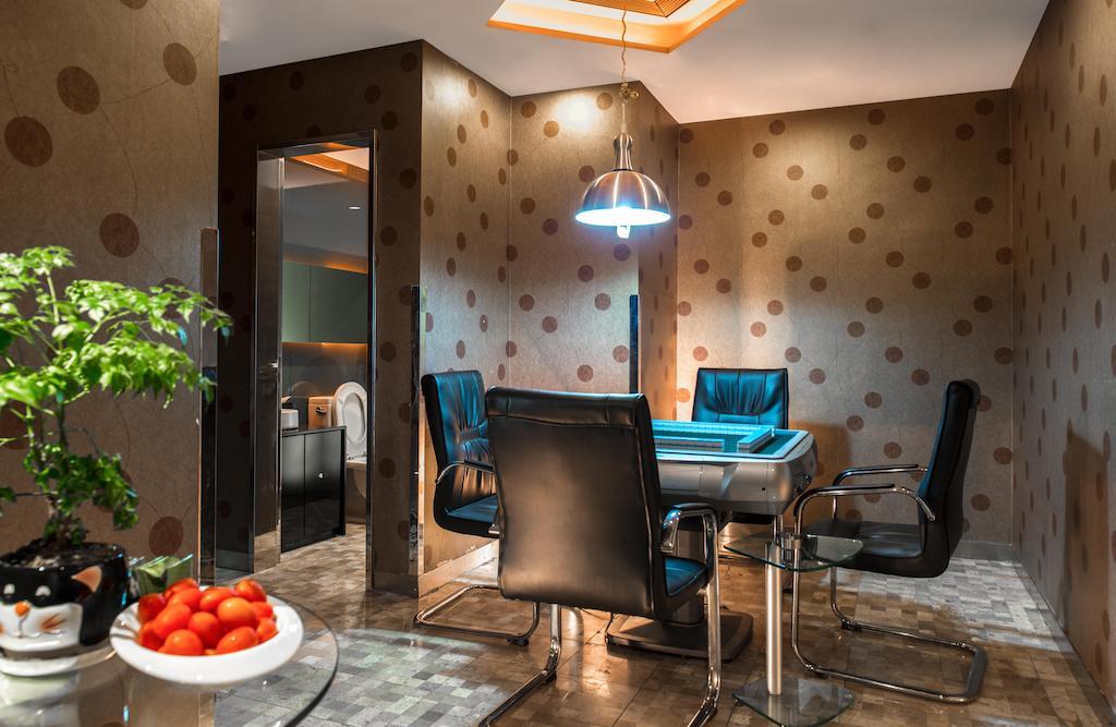 Logosun Hotel Vuhan Dış mekan fotoğraf